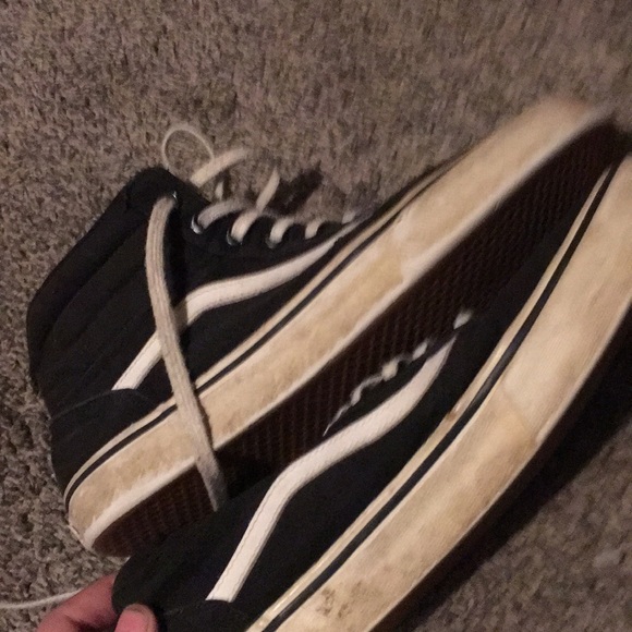 VANS - Picture 7 of 7